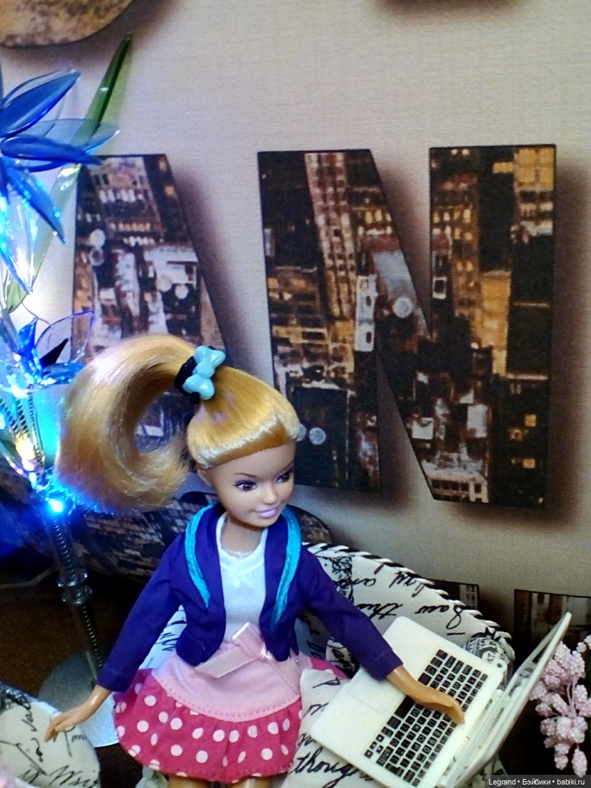 Лурения: из жизни девочек, маленьких и постарше - 4