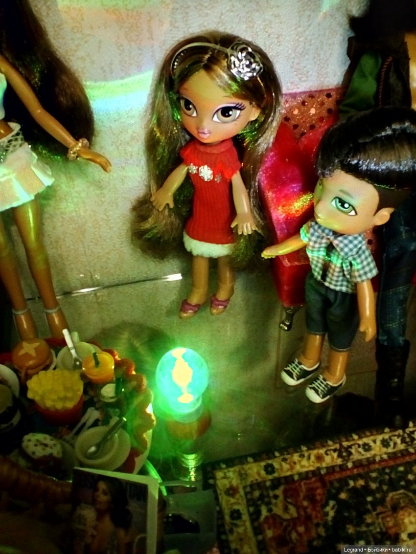 Они сами пишут свои истории: Ясмин