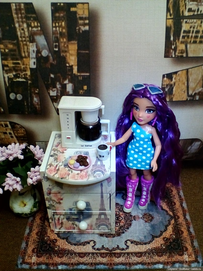 Лурения: из жизни девочек, маленьких и постарше - 4