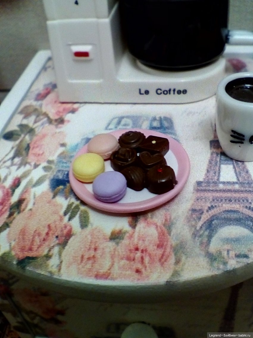 Лурения: из жизни девочек, маленьких и постарше - 4