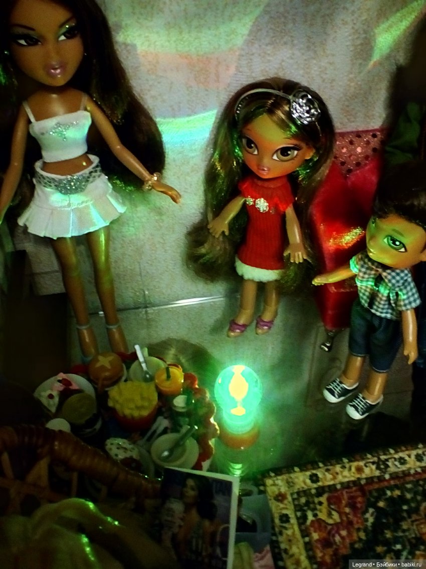 Они сами пишут свои истории: Ясмин