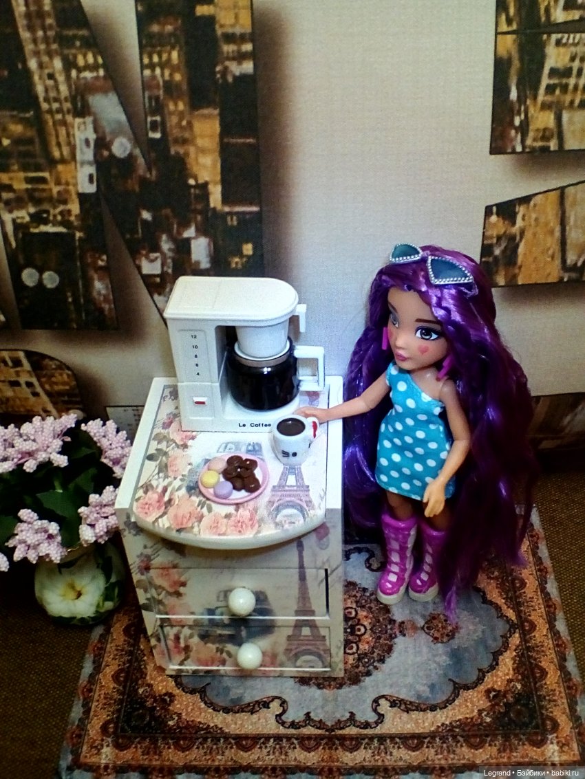 Лурения: из жизни девочек, маленьких и постарше - 4