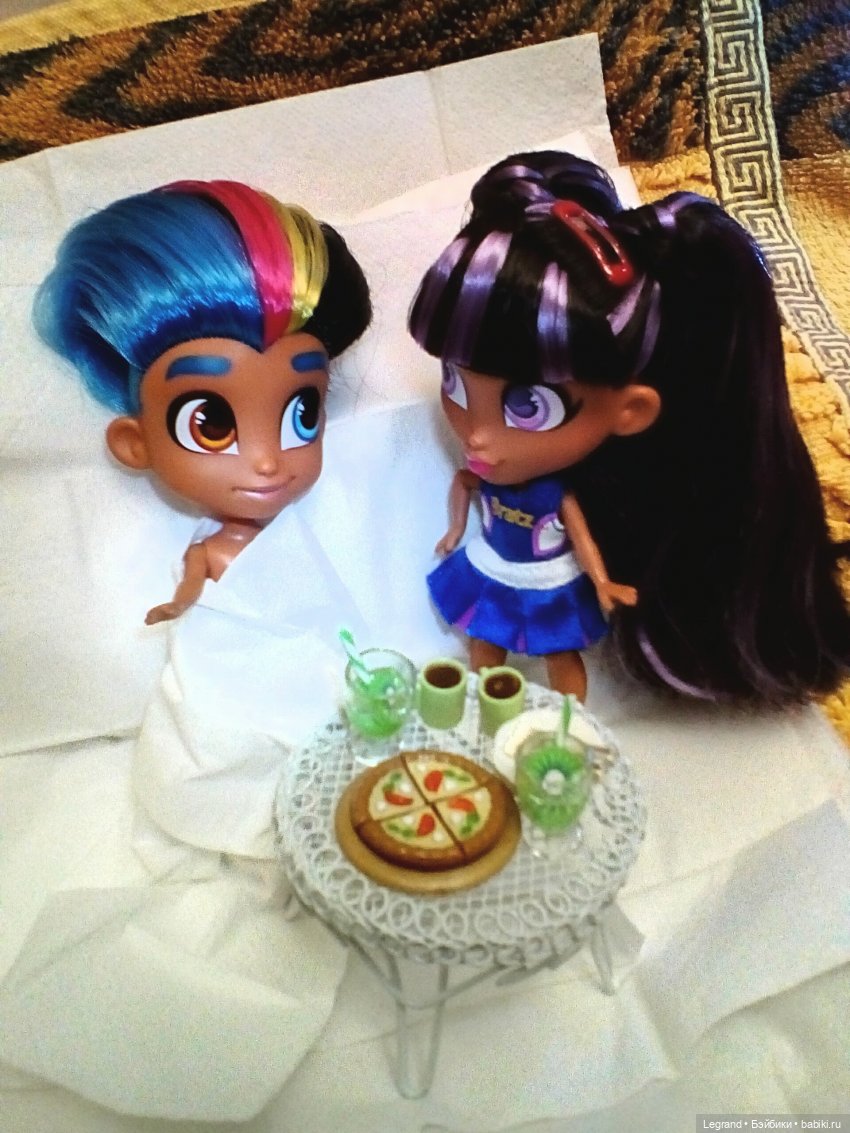 Новенькие в Лурении: Грег и Неслихан