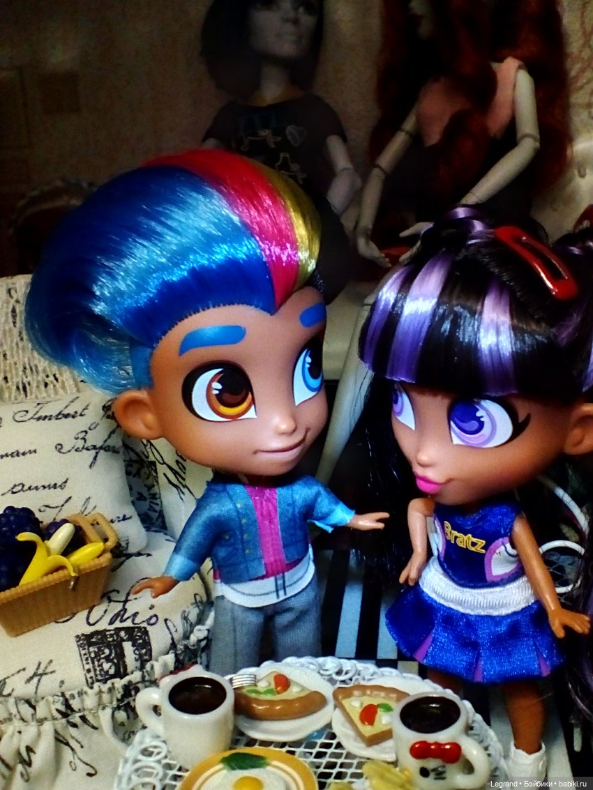 Новенькие в Лурении: Грег и Неслихан