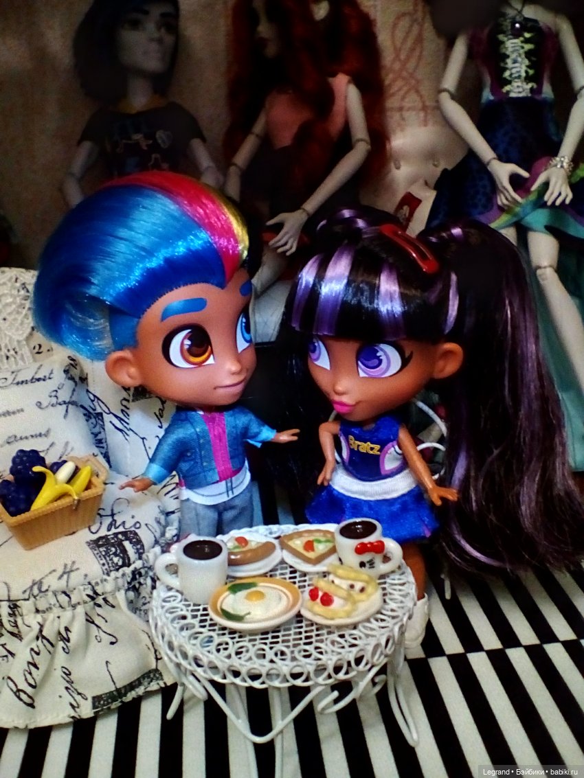 Новенькие в Лурении: Грег и Неслихан