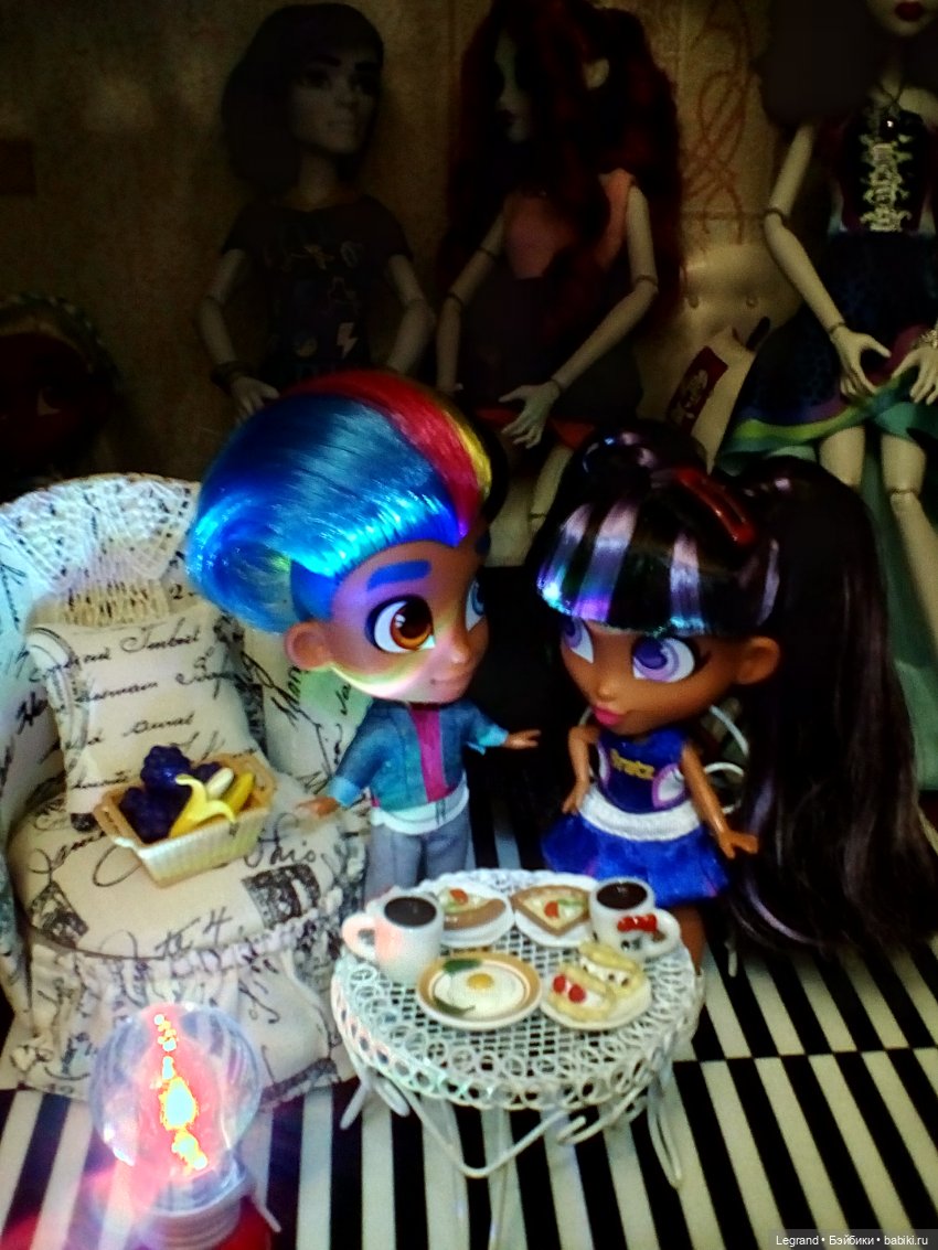 Новенькие в Лурении: Грег и Неслихан