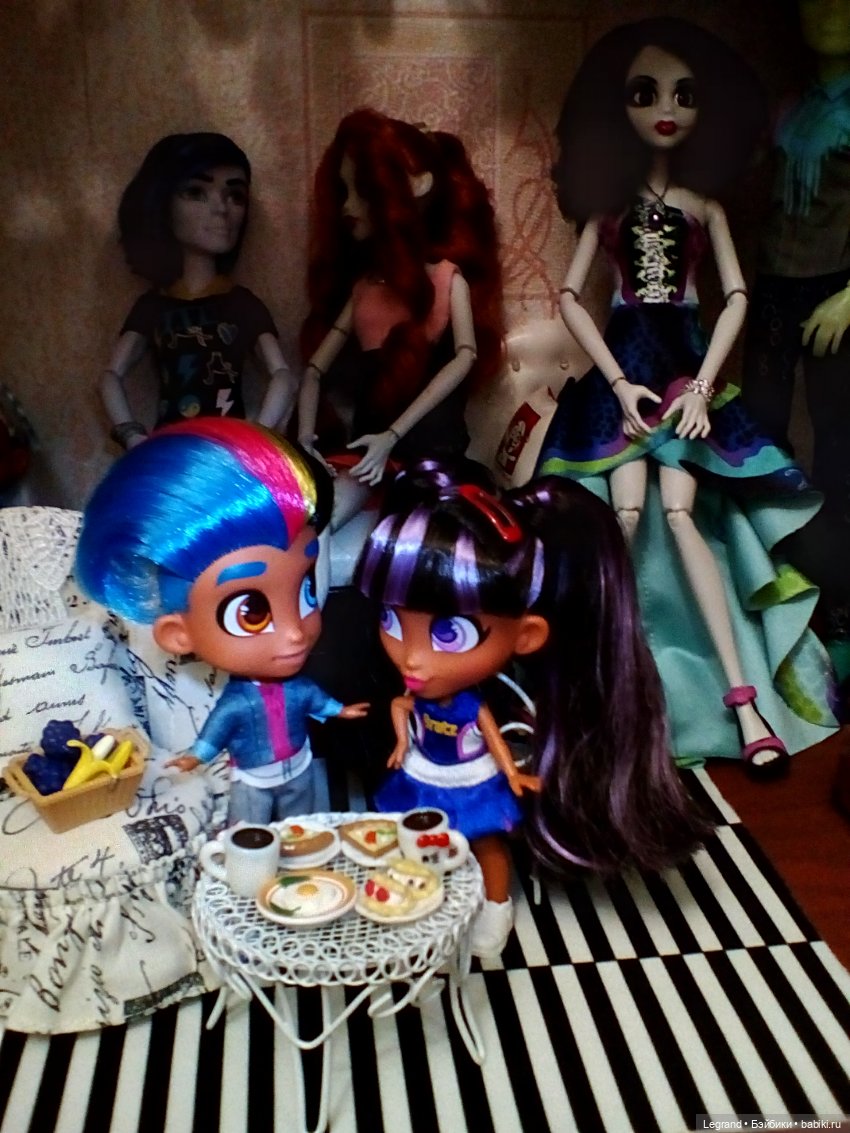 Новенькие в Лурении: Грег и Неслихан