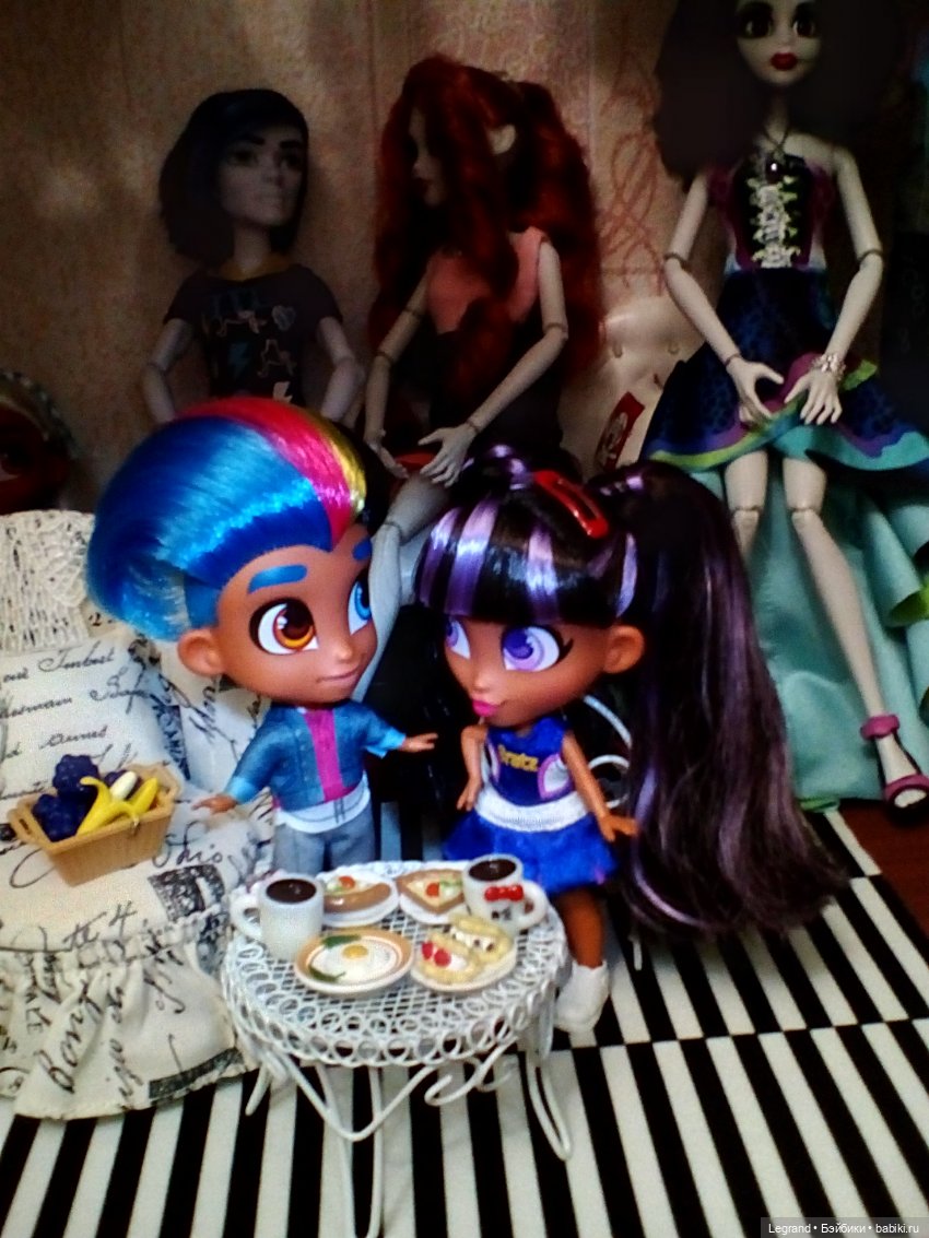 Новенькие в Лурении: Грег и Неслихан