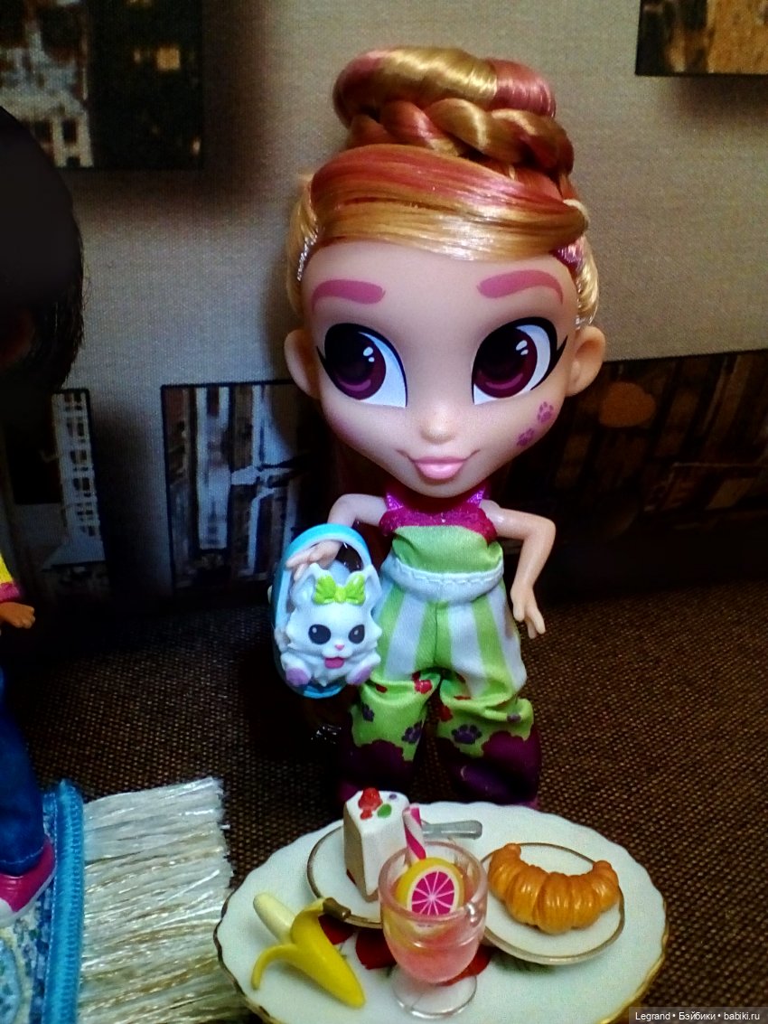 Новенькие в Лурении: брат Грега и другие. Часть первая