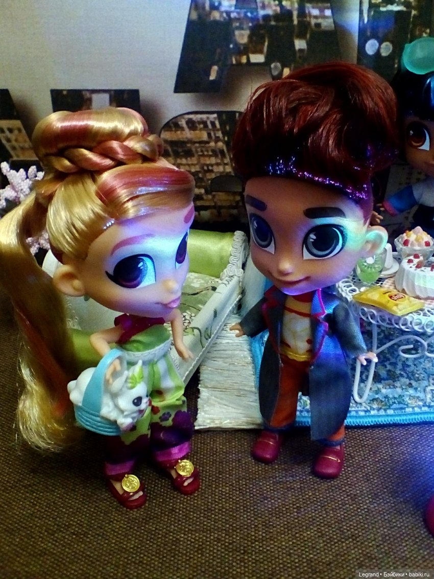 Новенькие в Лурении: брат Грега и другие. Часть первая