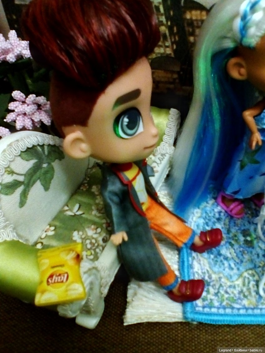 Новенькие в Лурении: брат Грега и другие. Часть вторая