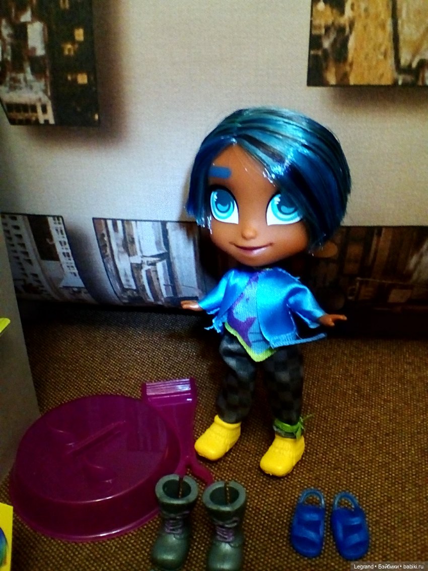 Hairdorables Hairdudeables: распаковка куклы-мальчика