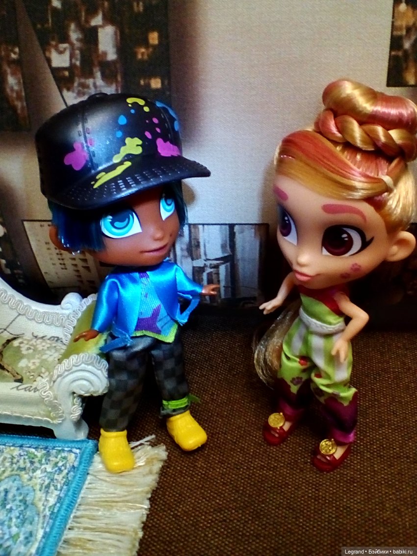 Hairdorables Hairdudeables: распаковка куклы-мальчика