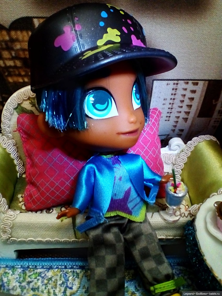 Новенькие в Лурении: приезд Логана