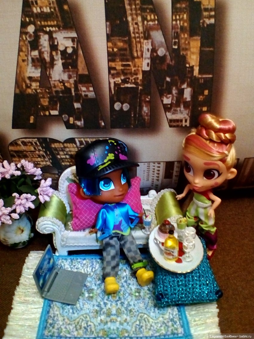 Новенькие в Лурении: приезд Логана