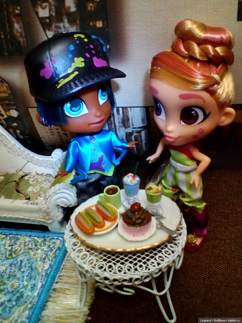 Новенькие в Лурении: приезд Логана