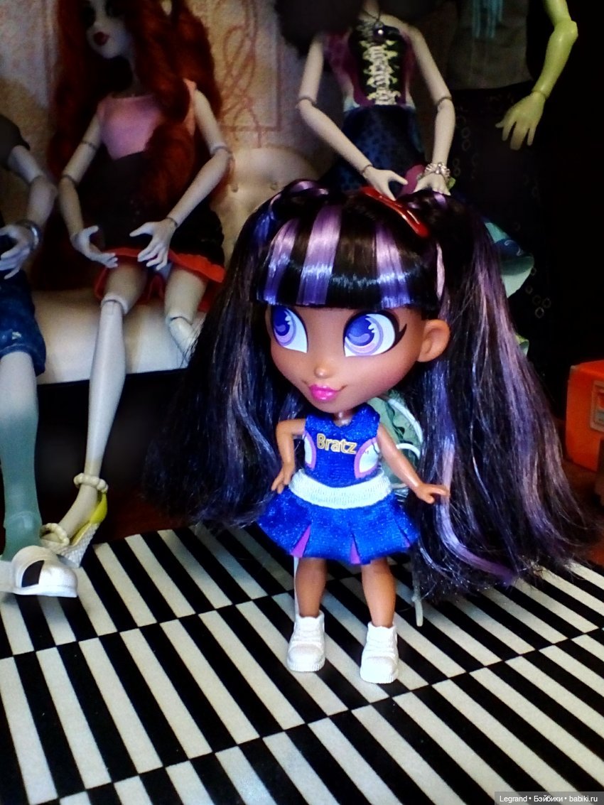 Они сами пишут свои истории: О переселении в Лурению Hairdorables (фото 7)