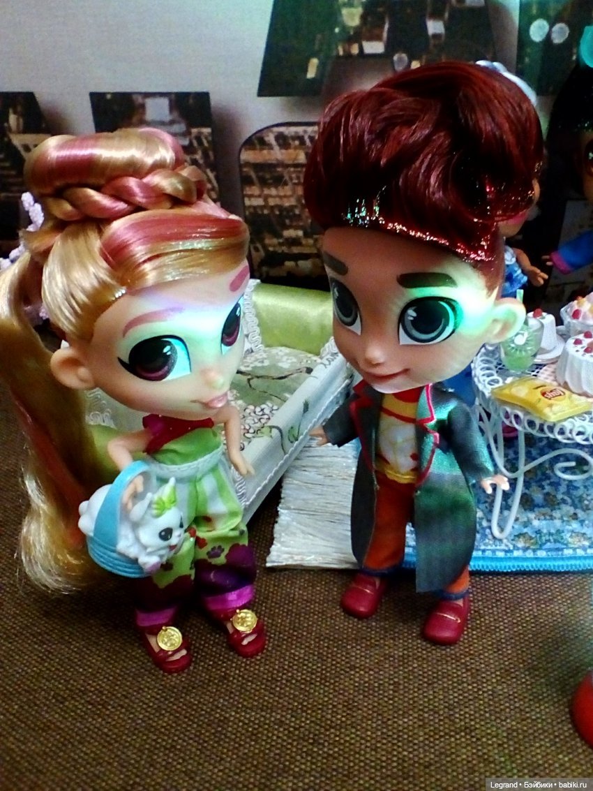 Они сами пишут свои истории: О переселении в Лурению Hairdorables