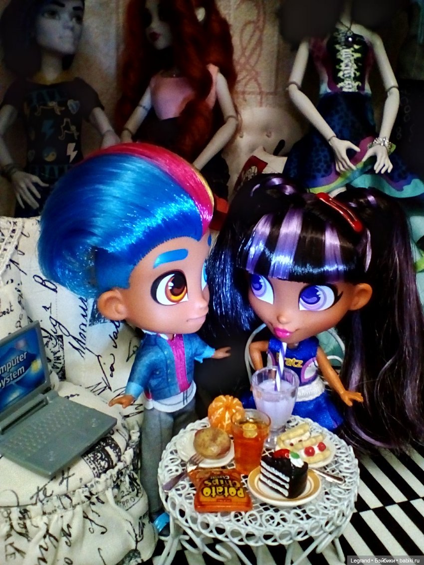 Hairdorables в Лурении: ещё один Логан