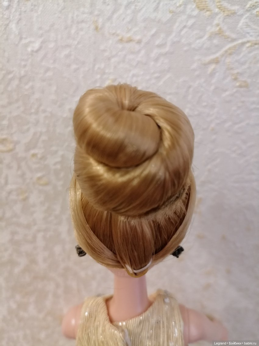 Эта утончённая и неприступная красота