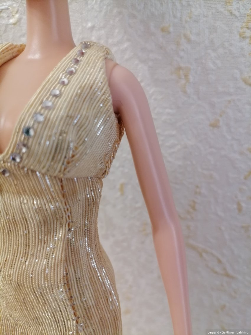 Эта утончённая и неприступная красота