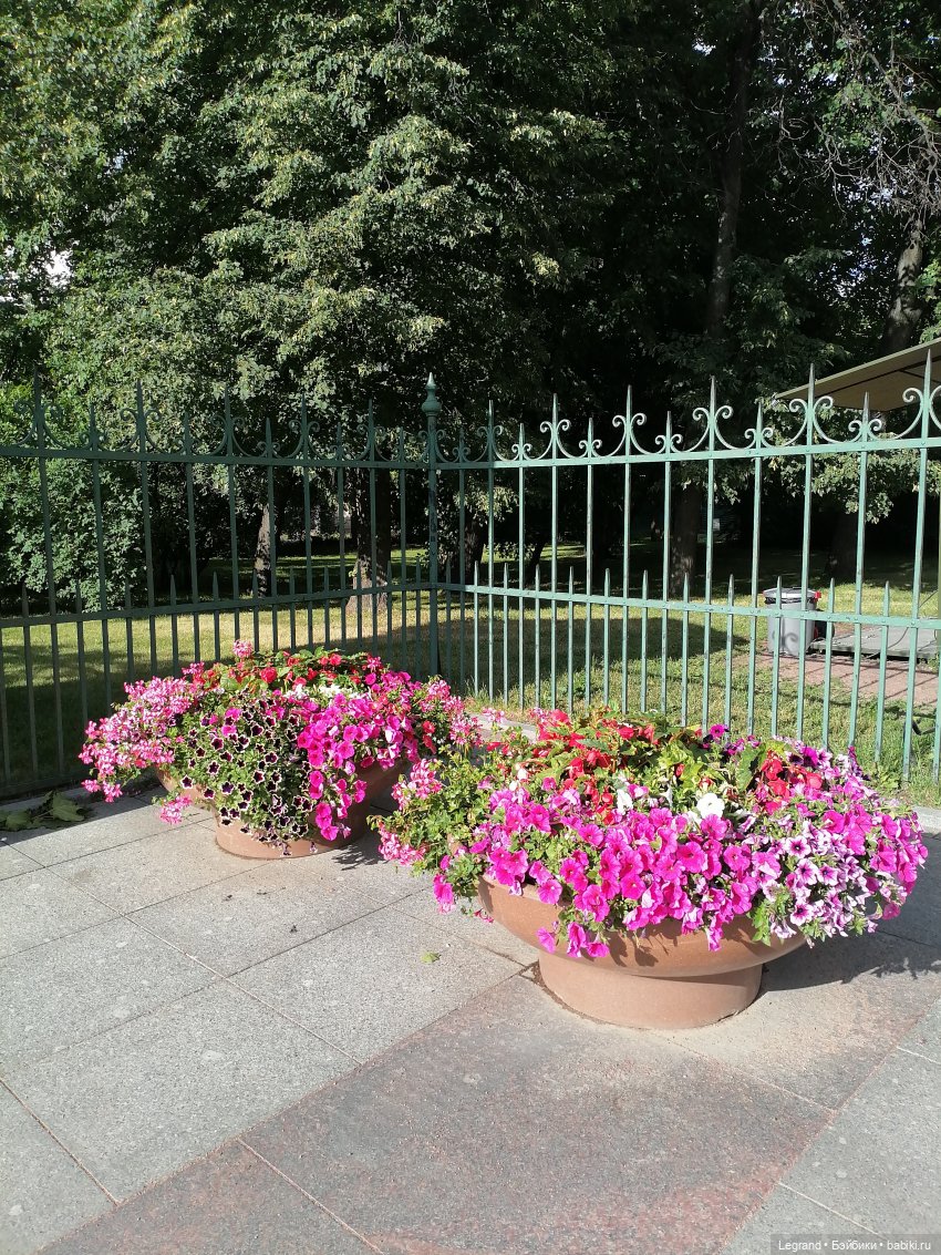 Петербург. Таврический сад, Парадный квартал (фото 2)