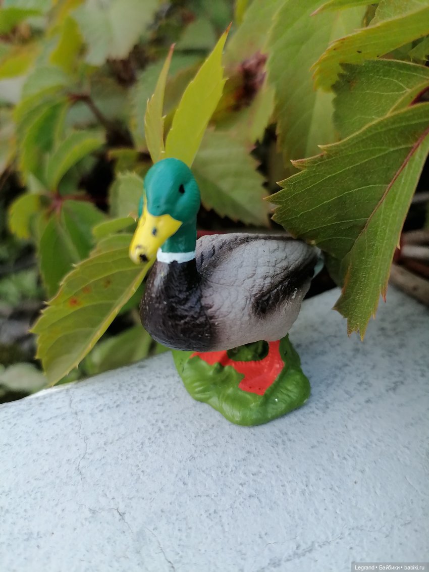 Селезень на прогулке — Интересные игрушки и фигурки (разное): редкие (фото 2)
