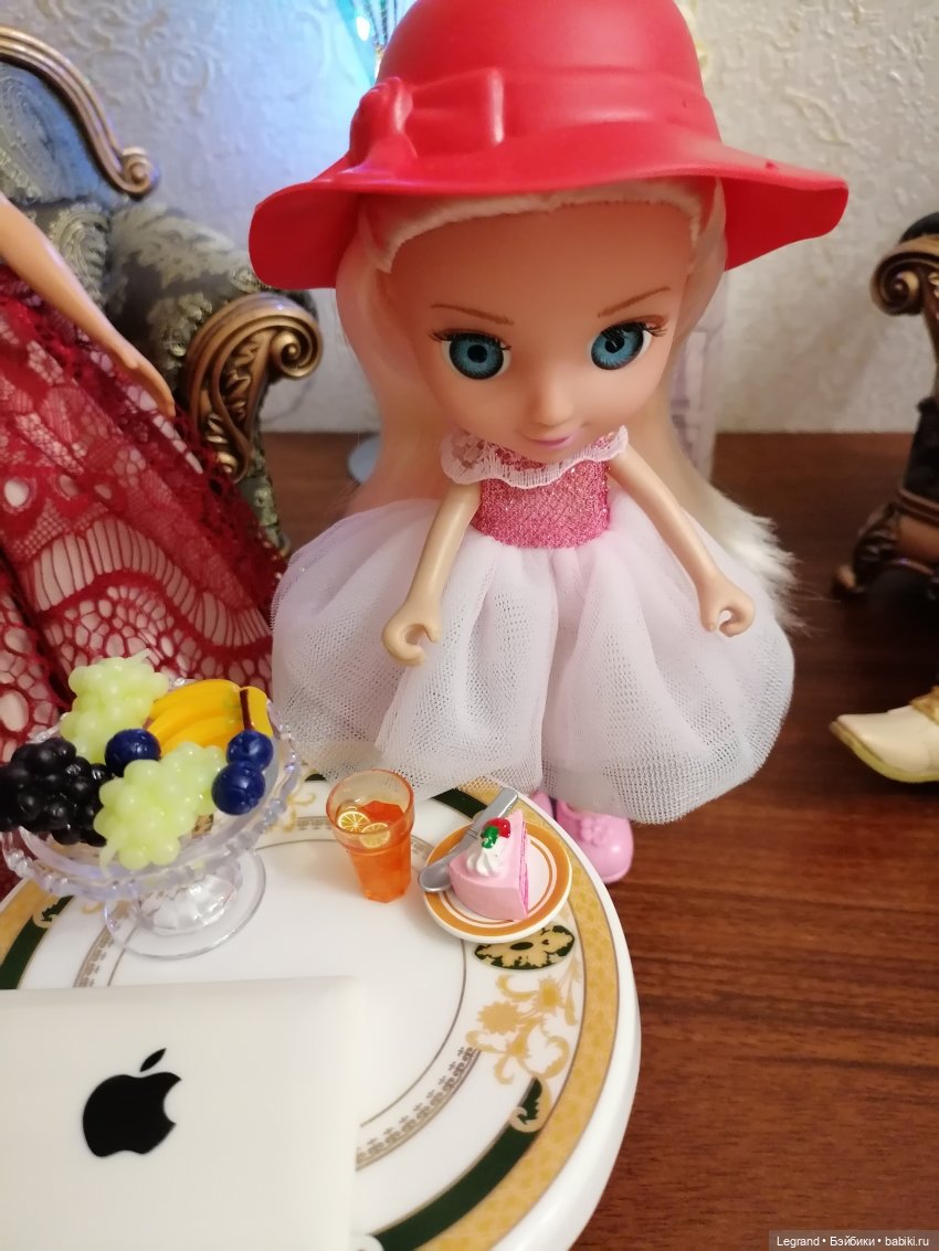 Они сами пишут свои истории: Лёгкий побочный эффект