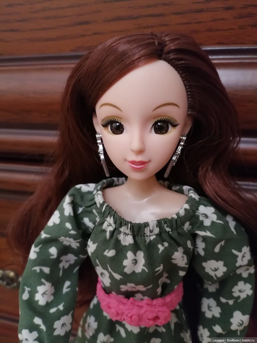 Они сами пишут свои истории: О Мышке, клубнике и не только