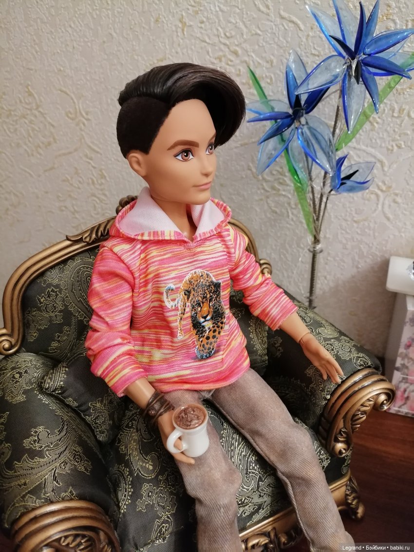 Они сами пишут свои истории: О Мышке, клубнике и не только