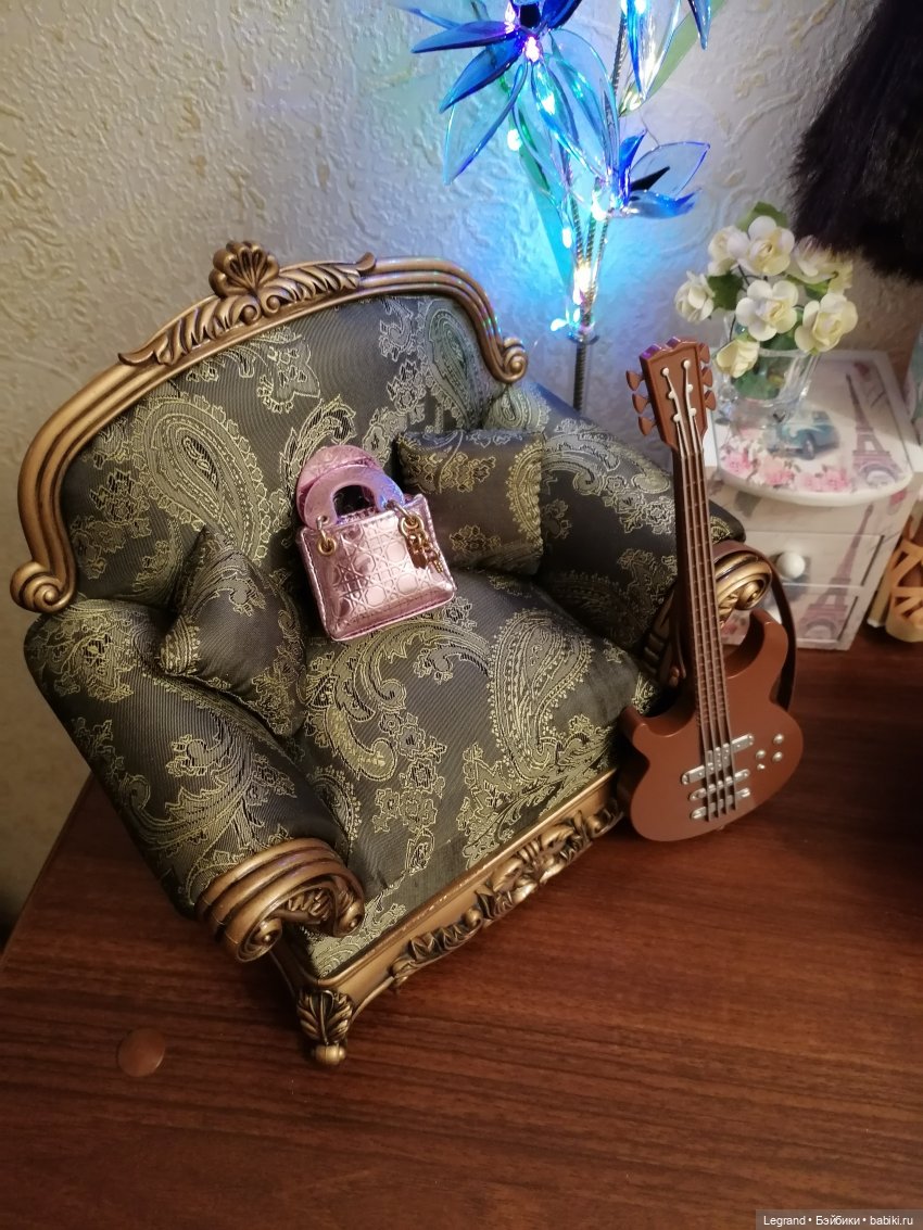 Они сами пишут свои истории: Жак-Анж, Фирузе, Айше