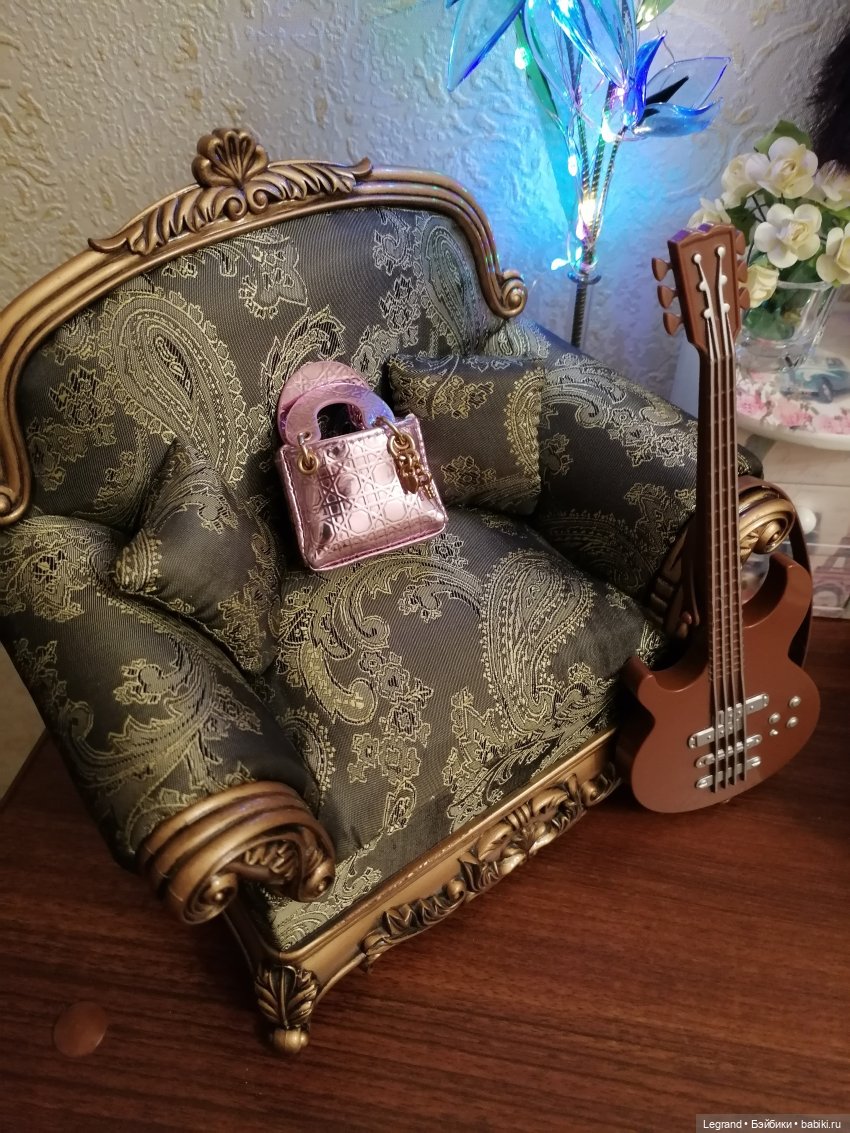 Они сами пишут свои истории: Жак-Анж, Фирузе, Айше