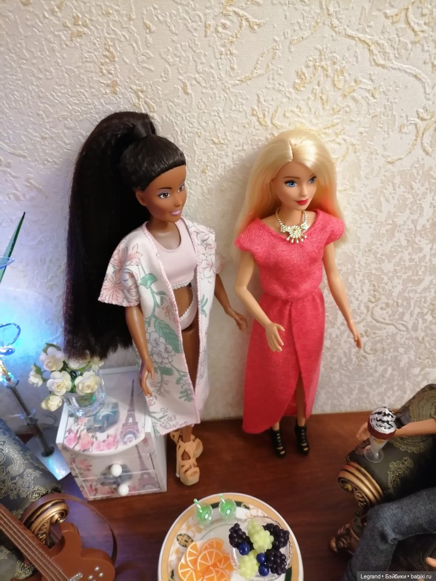 Они сами пишут свои истории: Жак-Анж, Фирузе, Айше (фото 9)