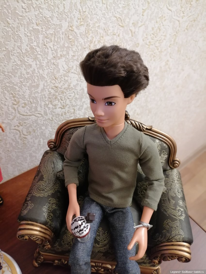 Они сами пишут свои истории: Жак-Анж, Фирузе, Айше