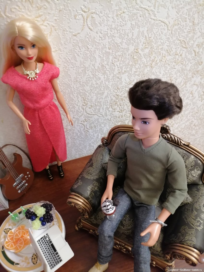 Они сами пишут свои истории: Жак-Анж, Фирузе, Айше