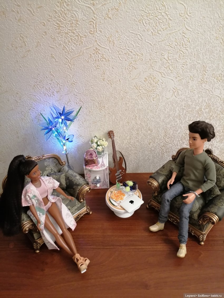 Они сами пишут свои истории: Жак-Анж, Фирузе, Айше