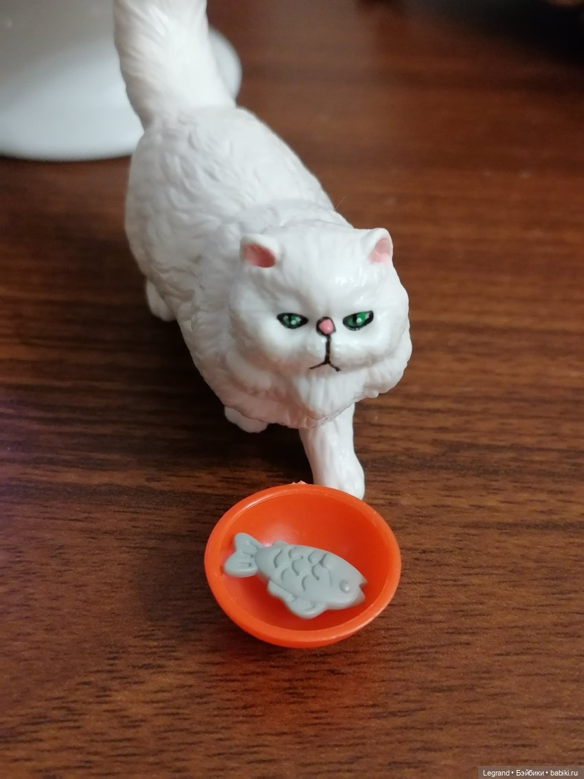 Лурения: кошки на вилле — Интересные игрушки и фигурки (разное): редкие (фото 7)