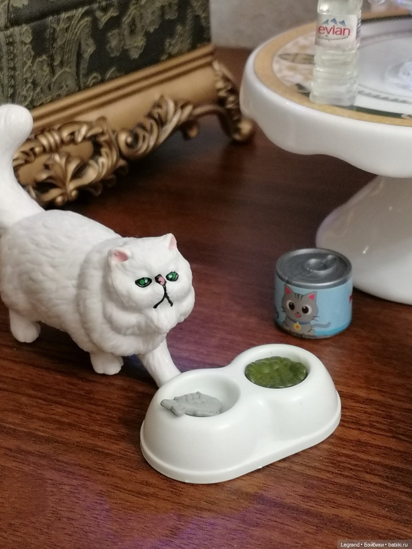 Лурения: кошки на вилле — Интересные игрушки и фигурки (разное): редкие (фото 10)