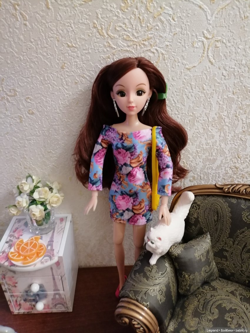 Лурения. Чилек в платье от Elenpriv