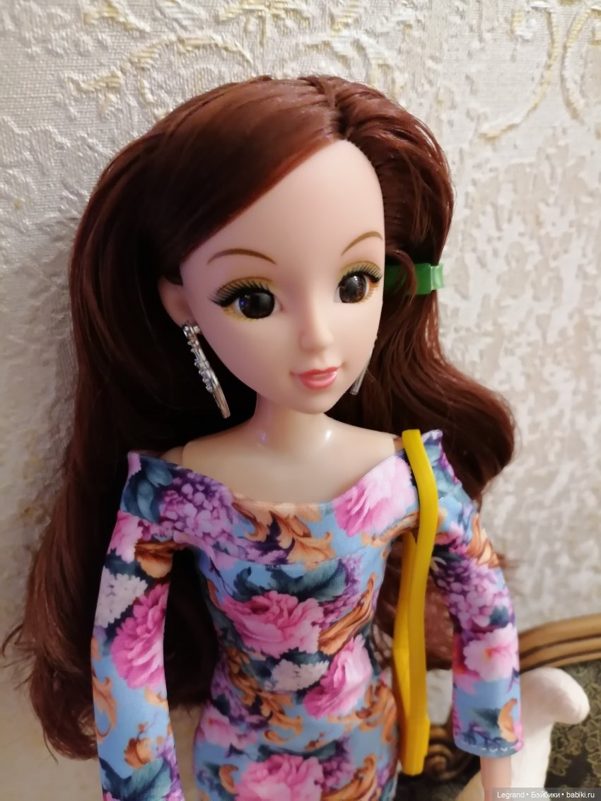 Лурения. Чилек в платье от Elenpriv