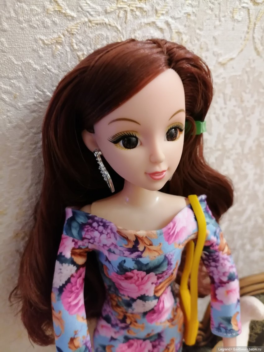 Лурения. Чилек в платье от Elenpriv