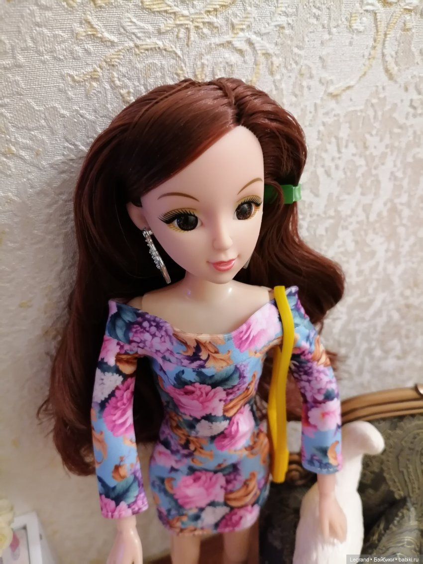 Лурения. Чилек в платье от Elenpriv