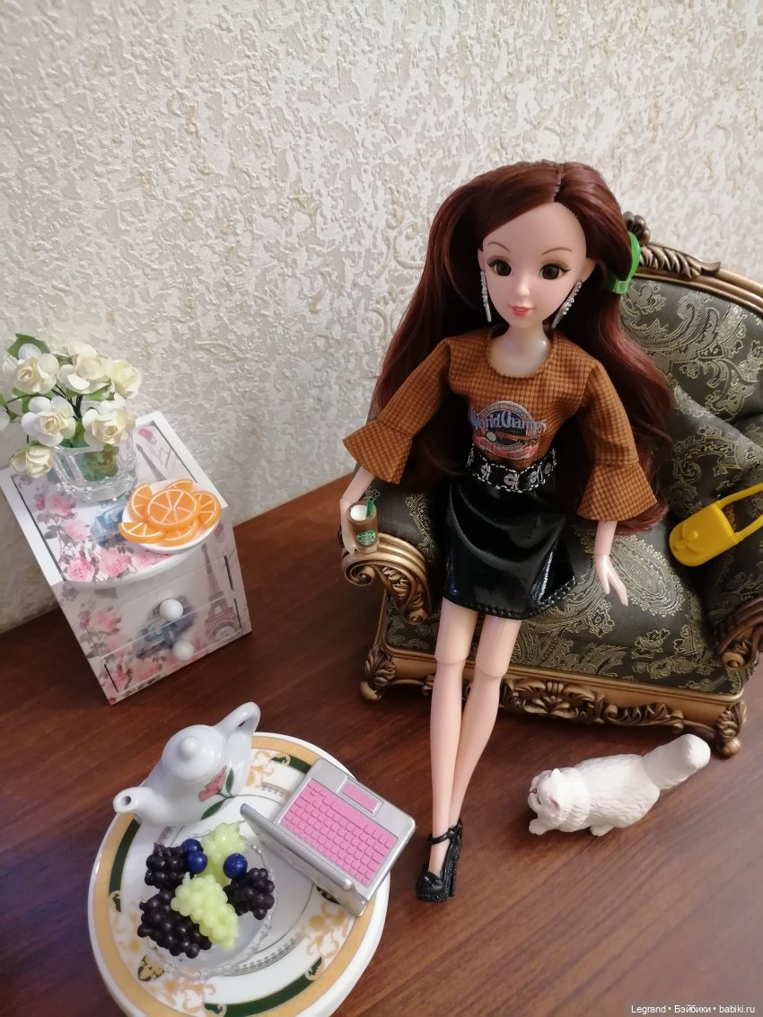 Лурения. Чилек на вилле — Аналоги Барби и куклы 1/6: клоны 90