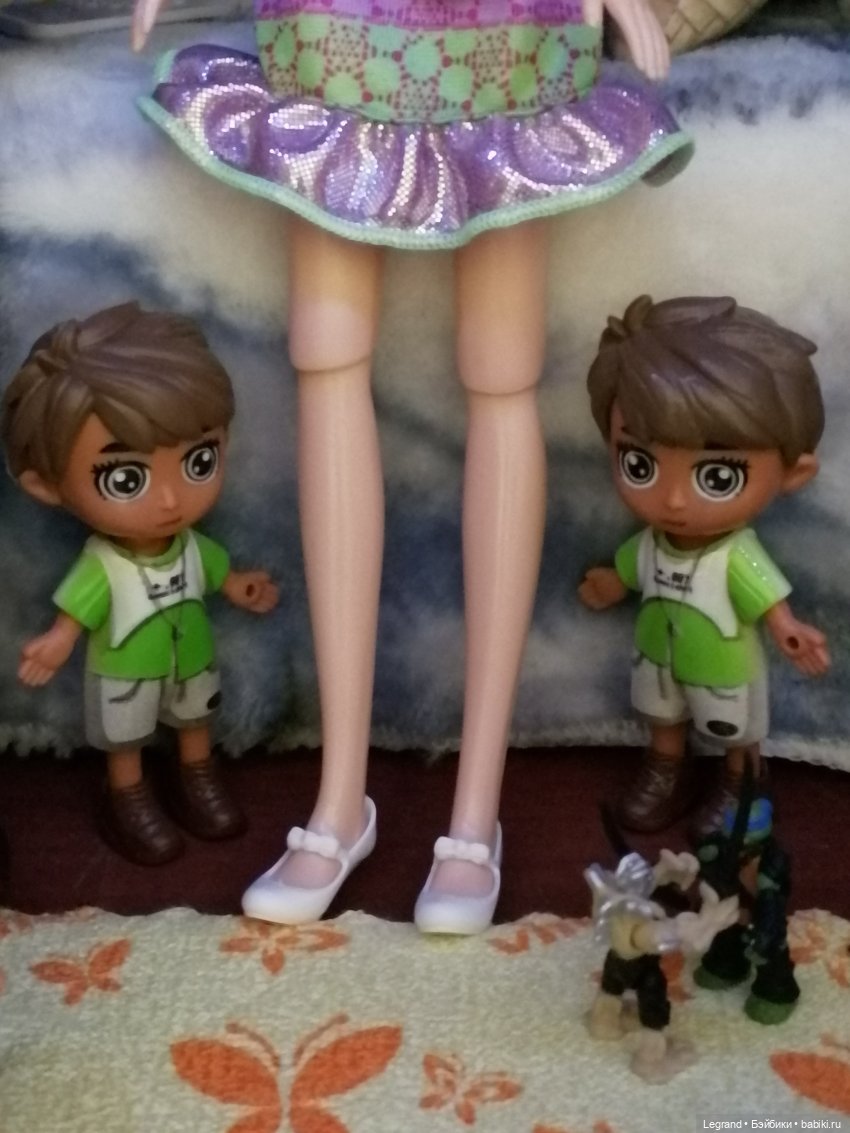 Лурения. Новости — Коллекции игровых кукол (Playline): фото полок