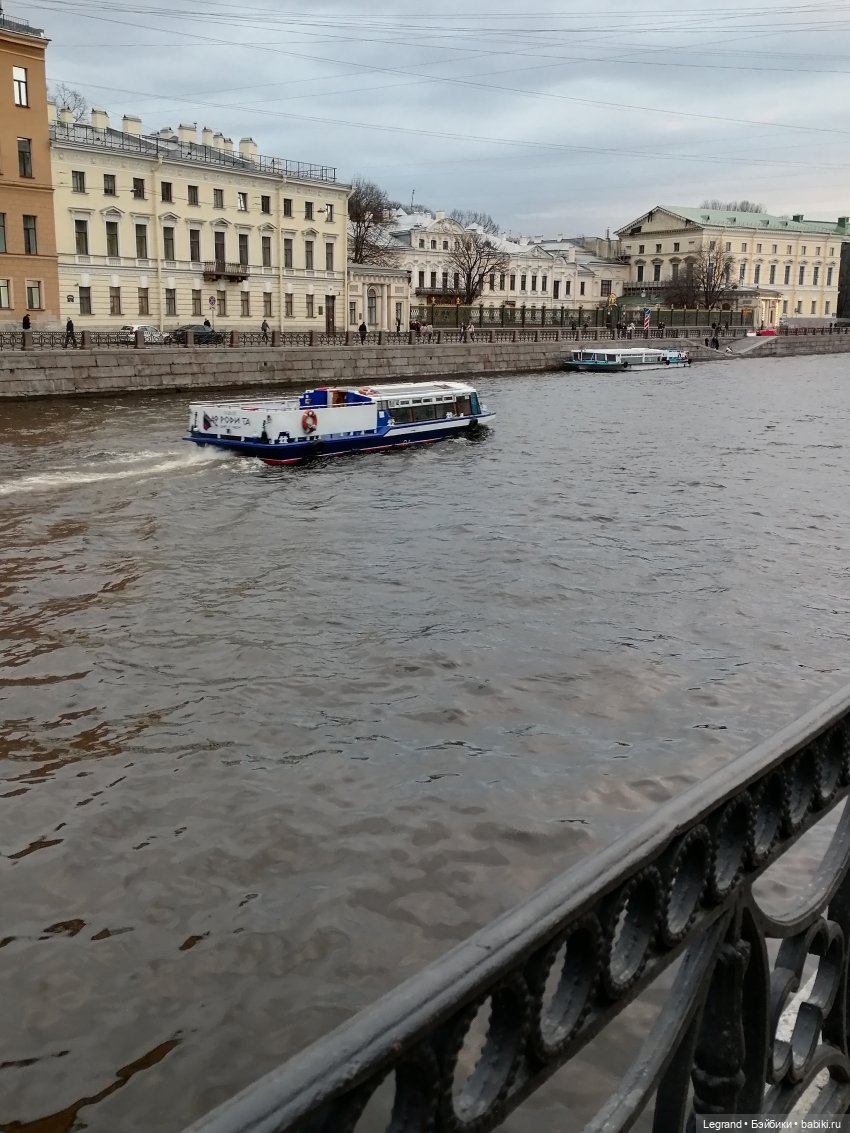 Апрельский Санкт-Петербург: Прогулка с Милошем