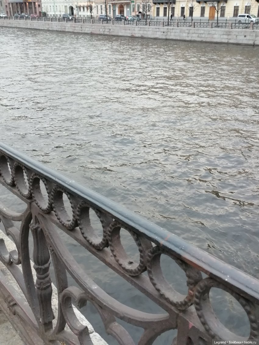 Апрельский Санкт-Петербург: Прогулка с Милошем