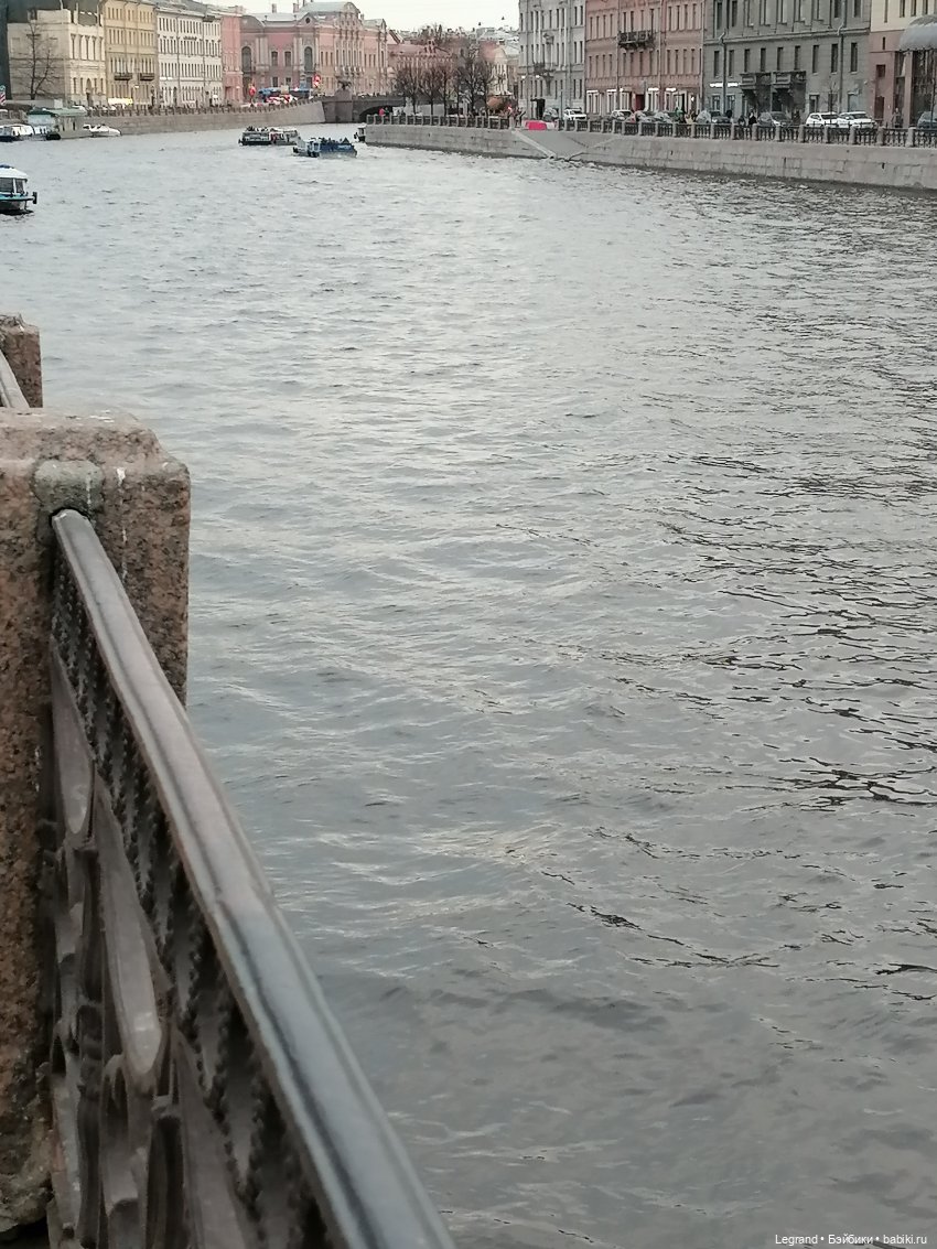 Апрельский Санкт-Петербург: Прогулка с Милошем