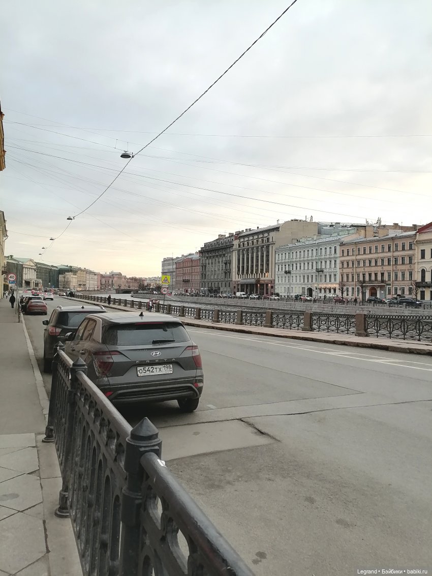 Апрельский Санкт-Петербург: Прогулка с Милошем