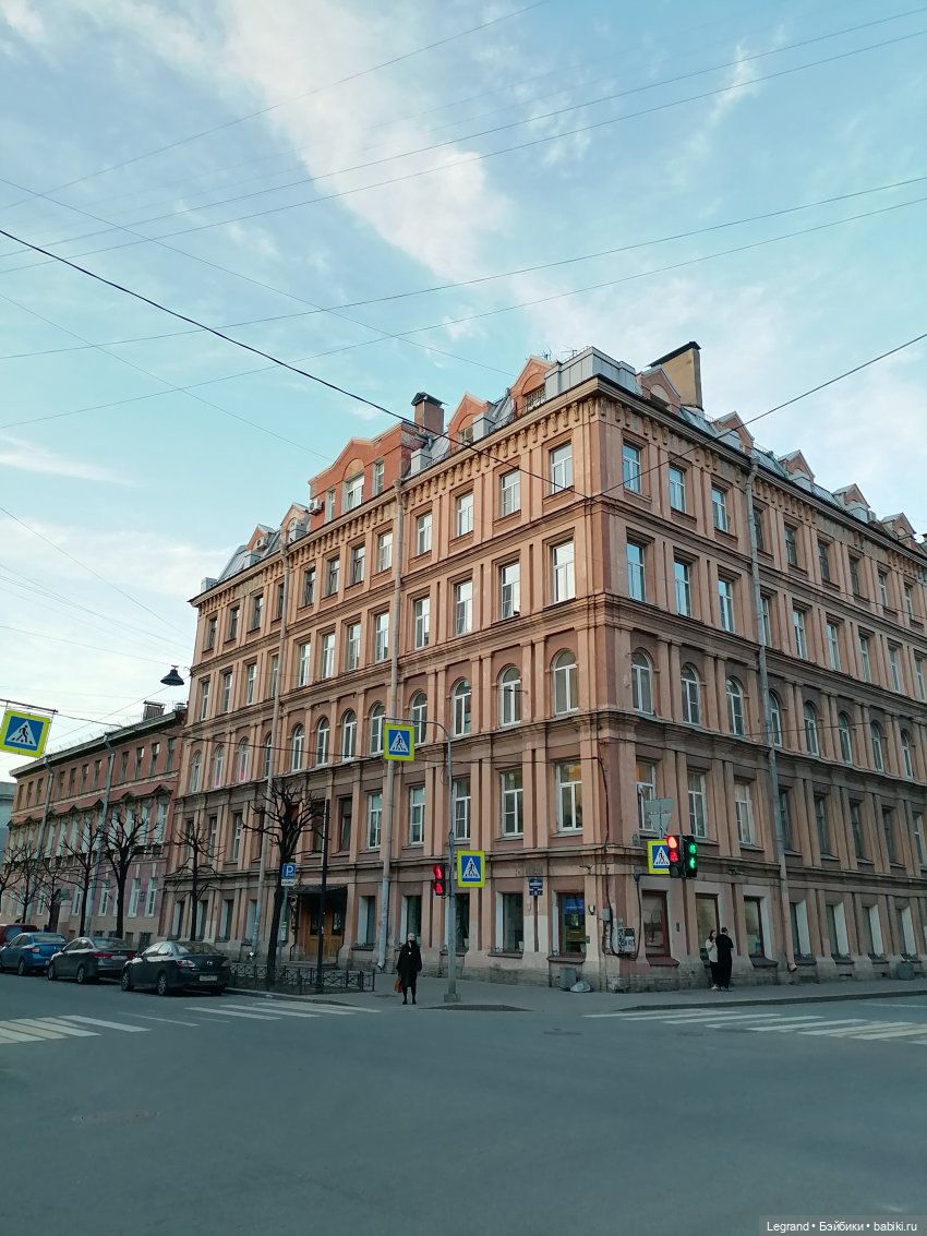 Санкт-Петербург. Цветение сакуры (фото 3)