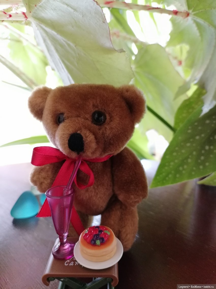 Лурения: Мишель в саду с коктейлем (фото 8)